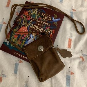 BNWOT Roots Small Summer Bag